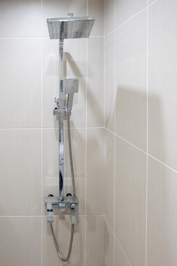 Apartament Spacious 1bdr Near city Center *