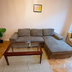 Spacious 1Bdr Apartment Near City Center