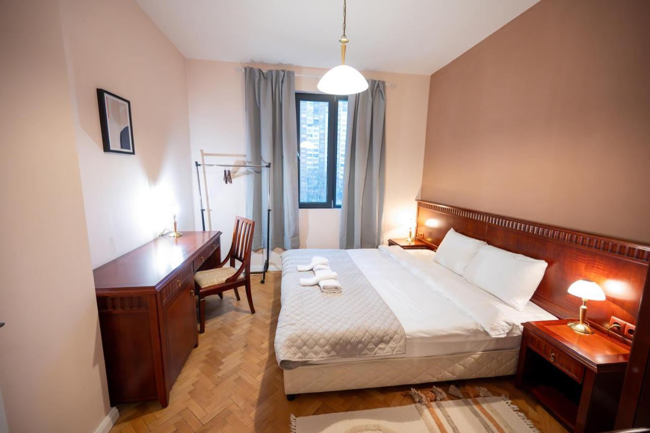 Spacious 1bdr Near city Center *